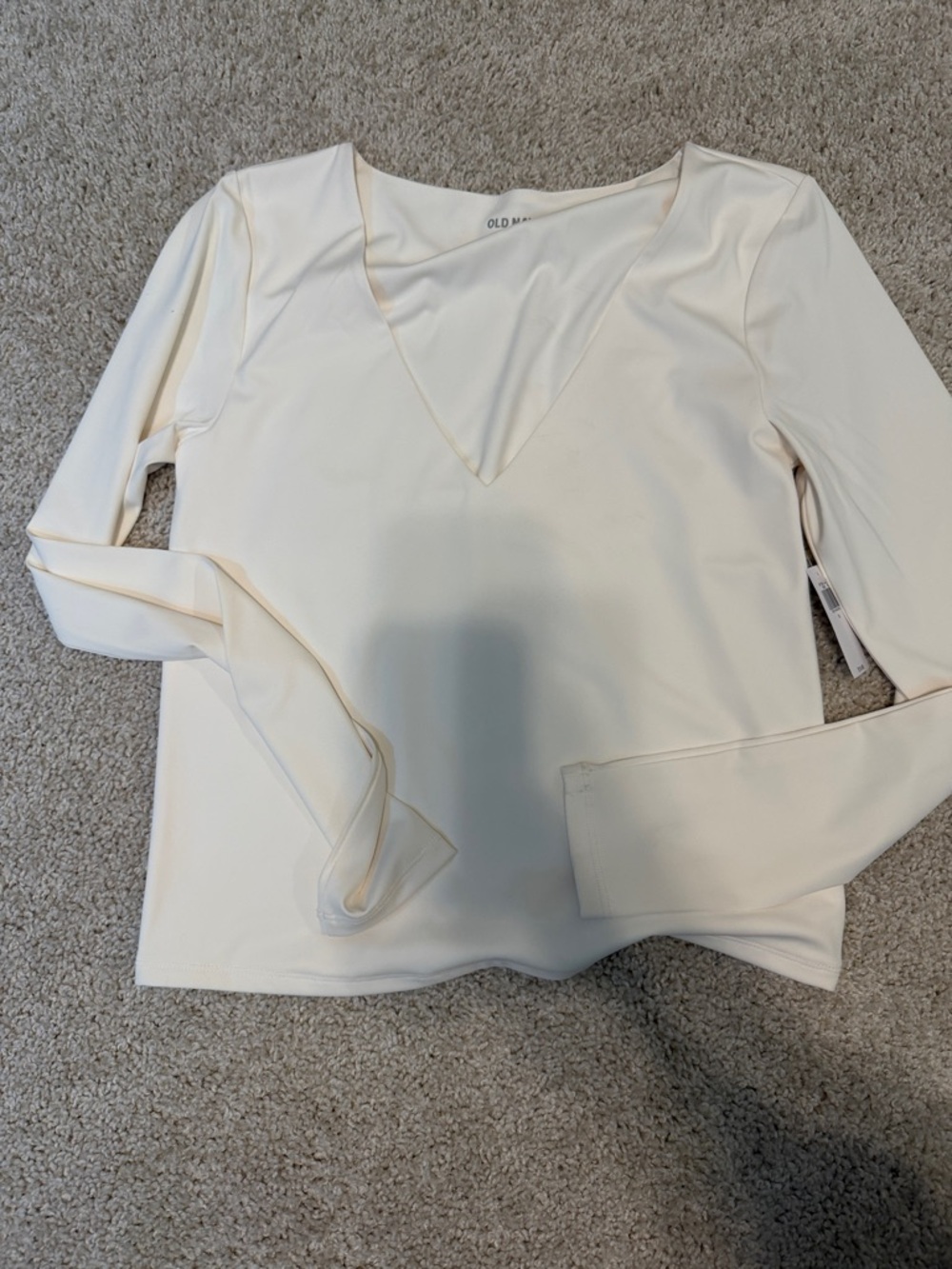 Old Navy Cream V-Neck Long Sleeve Tee